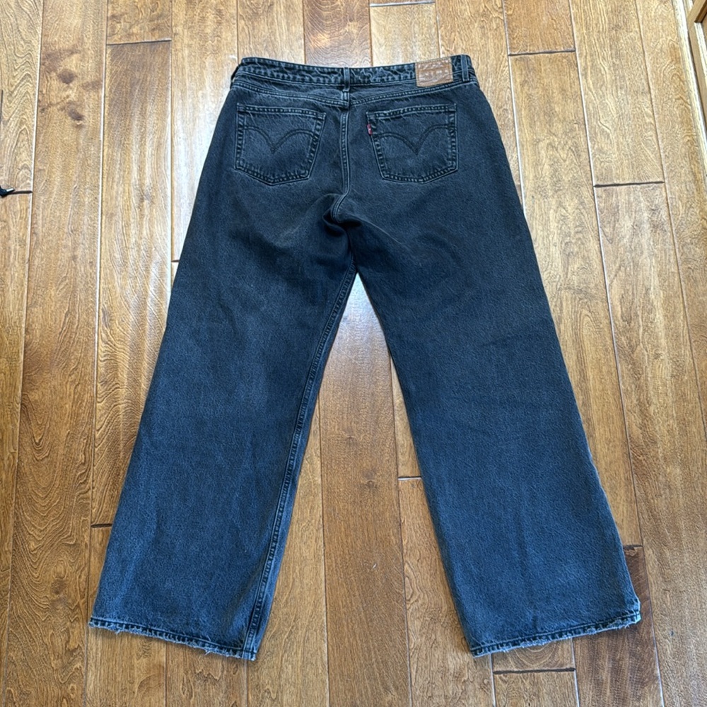 Levi’s low loose jeans - Picture 2 of 3